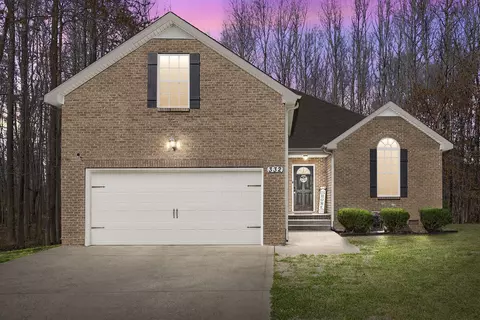 332 Woodtrace Dr, Clarksville, TN 37042