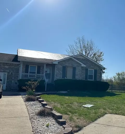 1196 Kendall Dr, Clarksville, TN 37042