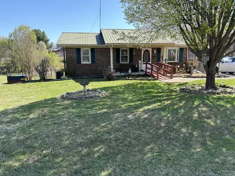 104 Hop Anderson Ln, Gainesboro, TN 38562