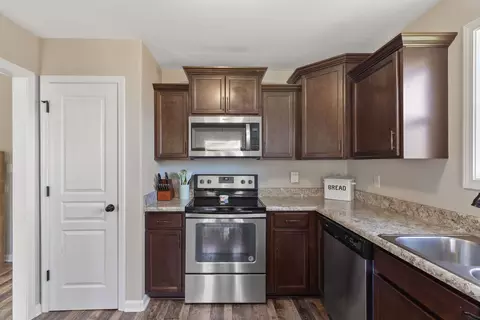 242 Hillview Way, Springfield, TN 37172 photo 12