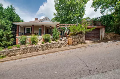 111 Abernathy St, Chattanooga, TN 37405