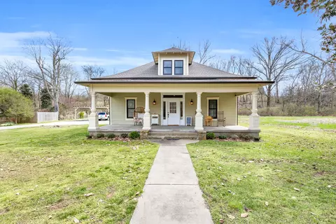 4155 Hampshire Pike, Hampshire, TN 38461