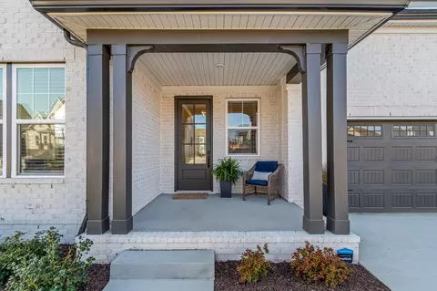 Exterior - 4028 John Marsh Rd, Spring Hill, TN 37174 photo 3 of 9