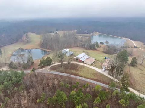 235 Peterson Loop, Holladay, TN 38341