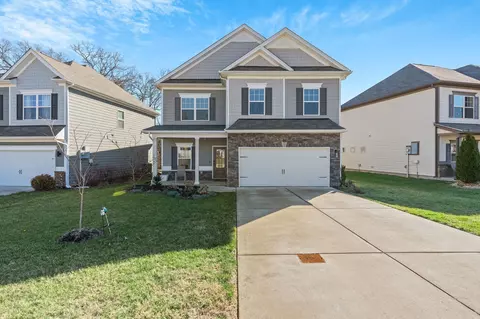 Exterior - 944 Carnation Dr, Spring Hill, TN 37174 photo 5 of 6