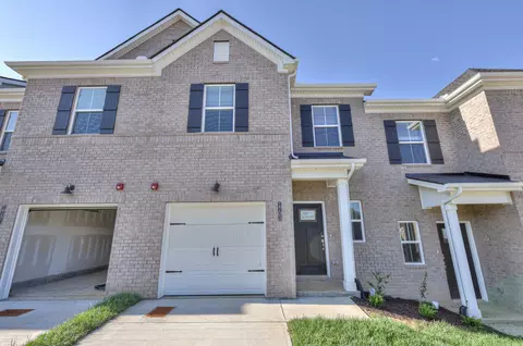 204 Douglas Bend Rd #1703, Gallatin, TN 37066