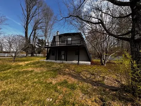 11 Bluebird Trl, Estill Springs, TN 37330