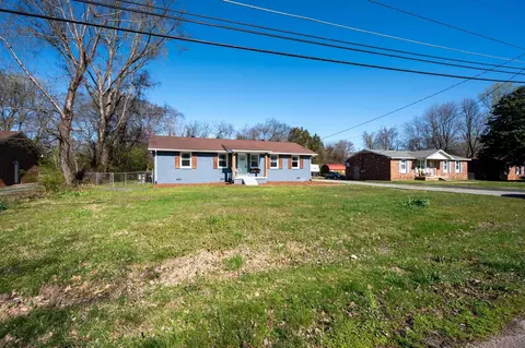 6535 Longview Dr, Murfreesboro, TN 37129 photo 3