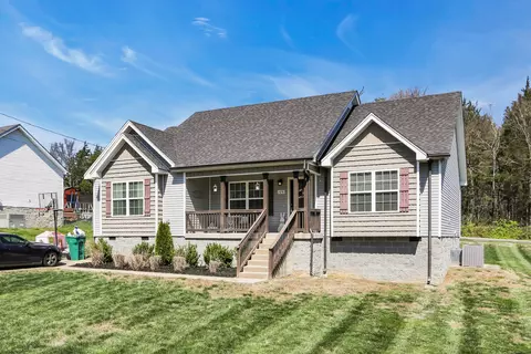 106 Matthews Dr, Lewisburg, TN 37091