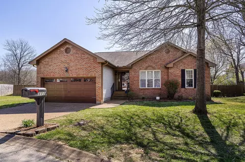 111 Digby Ct, Goodlettsville, TN 37072