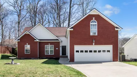 1480 Cedar Springs Cir, Clarksville, TN 37042