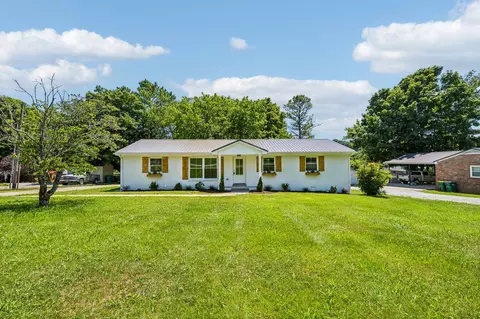 1452 Sandy St, Lewisburg, TN 37091