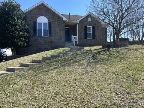 2023 Windroe Dr, Clarksville, TN 37042