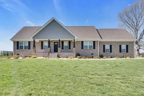 1916 Cat Creek Rd, Manchester, TN 37355