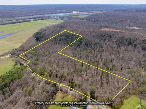 3874 Mouse Tail Rd, Parsons, TN 38363