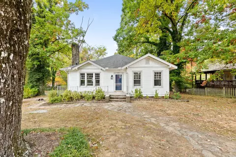 701 James Blvd, Signal Mountain, TN 37377