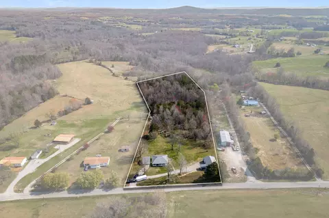 3821 Pollard Rd, Walling, TN 38587 photo 22