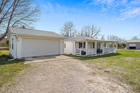 3821 Pollard Rd, Walling, TN 38587 photo 6