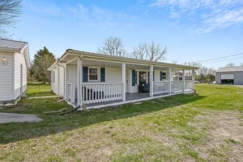 3821 Pollard Rd, Walling, TN 38587 photo 4
