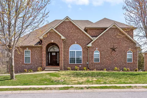 1026 Willow Cir, Clarksville, TN 37043