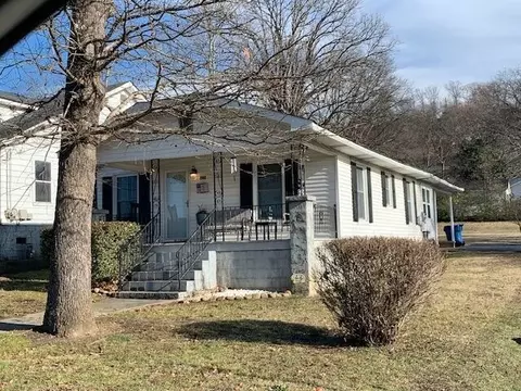 416 Richmond Ave, Rossville, GA 30741