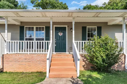 165 Oak Tree Dr, Oak Grove, KY 42262