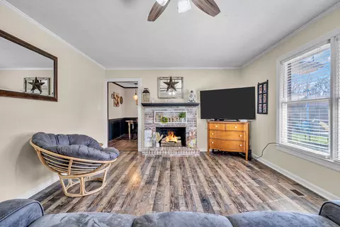 255 Spring St, Guthrie, KY 42234 photo 8