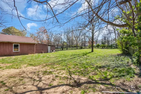 255 Spring St, Guthrie, KY 42234 photo 28