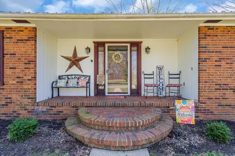 255 Spring St, Guthrie, KY 42234 photo 3