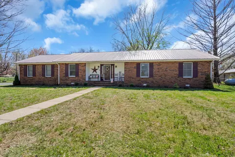 255 Spring St, Guthrie, KY 42234