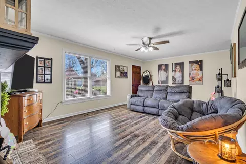 255 Spring St, Guthrie, KY 42234 photo 6