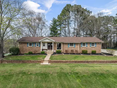 1166 Green Valley Dr, Lewisburg, TN 37091