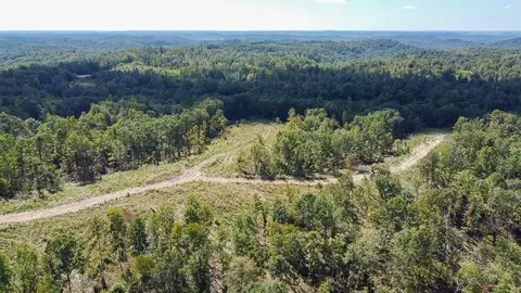 0 White Oak Rd E, Clifton, TN 38425