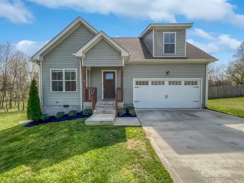 104 Canyon Dr, Clarksville, TN 37042