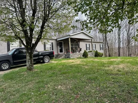 8886 Epperson Springs Rd, Westmoreland, TN 37186