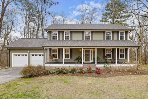 708 Kentucky Ave, Signal Mountain, TN 37377