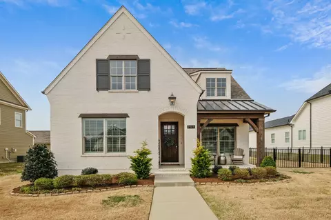 793 Ravensdowne Dr, Nolensville, TN 37135