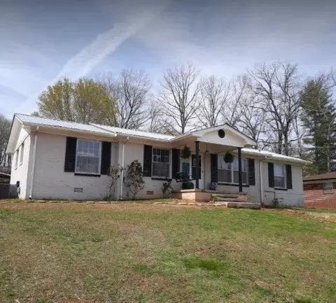 100 Forest Dr, Mcminnville, TN 37110