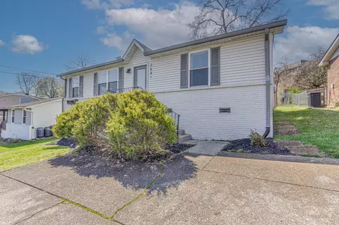 2641 Solon Dr, Nashville, TN 37206