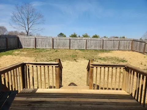 Exterior - 419 Berry Cir, Springfield, TN 37172 photo 3 of 4