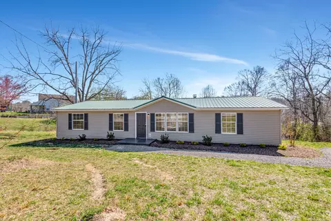 617 Danley Rd, Charlotte, TN 37036