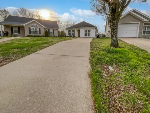 1540 Rochester Dr, Murfreesboro, TN 37130