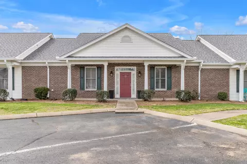 705 Blackpatch Dr #13, Springfield, TN 37172