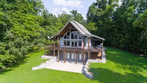 329 Old Flat Creek Rd, Shelbyville, TN 37160