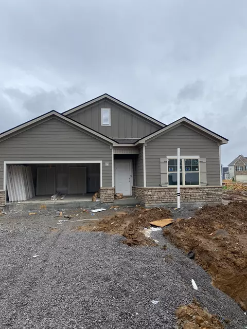 3808 Eastwind Dr, Rockvale, TN 37153