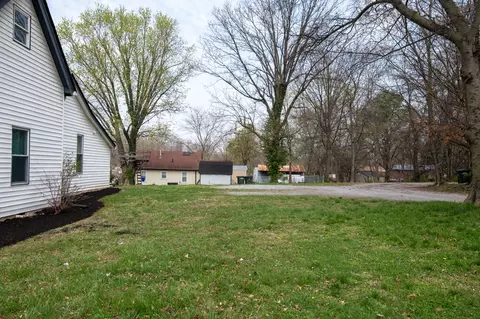 Exterior - 500 5th Ave E, Springfield, TN 37172 photo 10 of 10