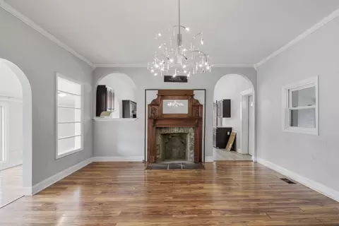Living - 500 5th Ave E, Springfield, TN 37172 photo 3 of 5
