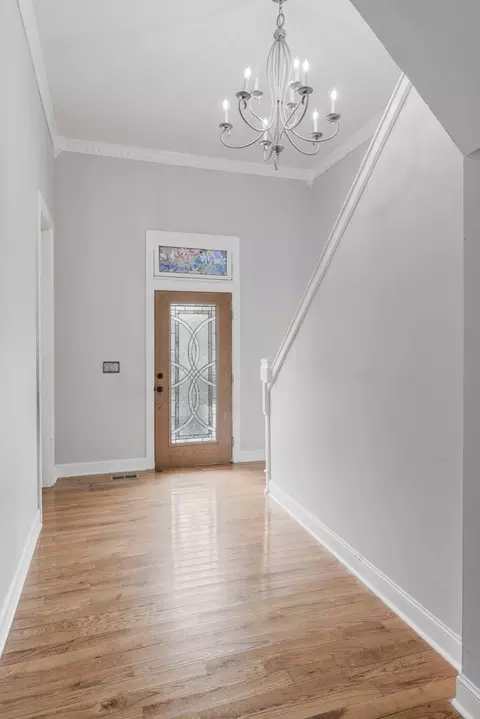 Entry Way - 500 5th Ave E, Springfield, TN 37172 photo 2 of 4