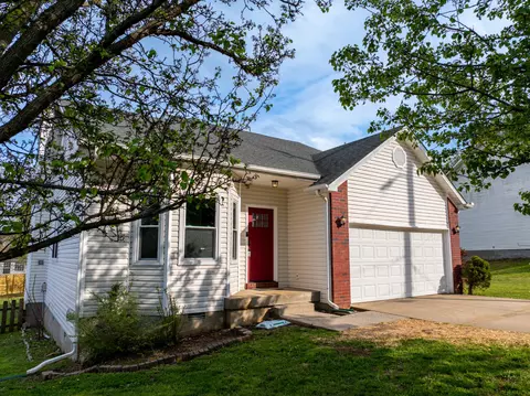 404 Meagan Cv, La Vergne, TN 37086