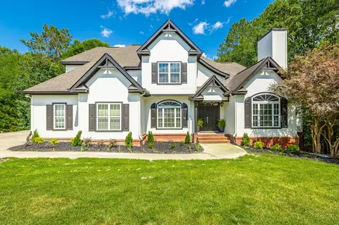 100 Chickadee Dr, Ringgold, GA 30736